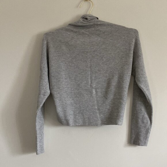 SOLD Sarah pacini Crop Funnel Neck - Picture 9 of 10
